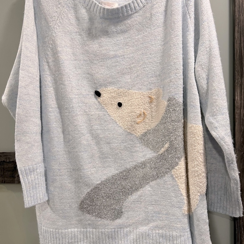 Lauren Conrad polar bear with metallic scarf sweater, 1X.